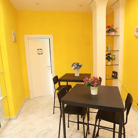 فندق مبيت وإفطار Domus Antica Trastevere 4*
